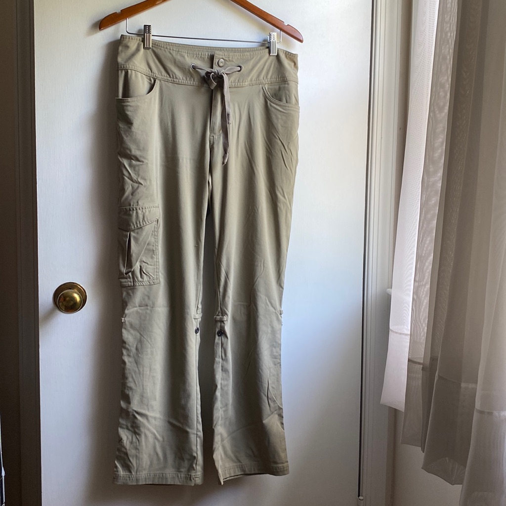 Columbia Omni Shield Convertible Hiking Pants Cuff To 3/4 Pants Size 10 Women’s